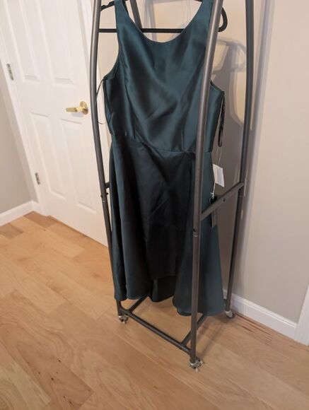 ALFRED SUNG Bateau Neck Satin High Low Cocktail Dress In Hunter Green - Picture 4 of 6